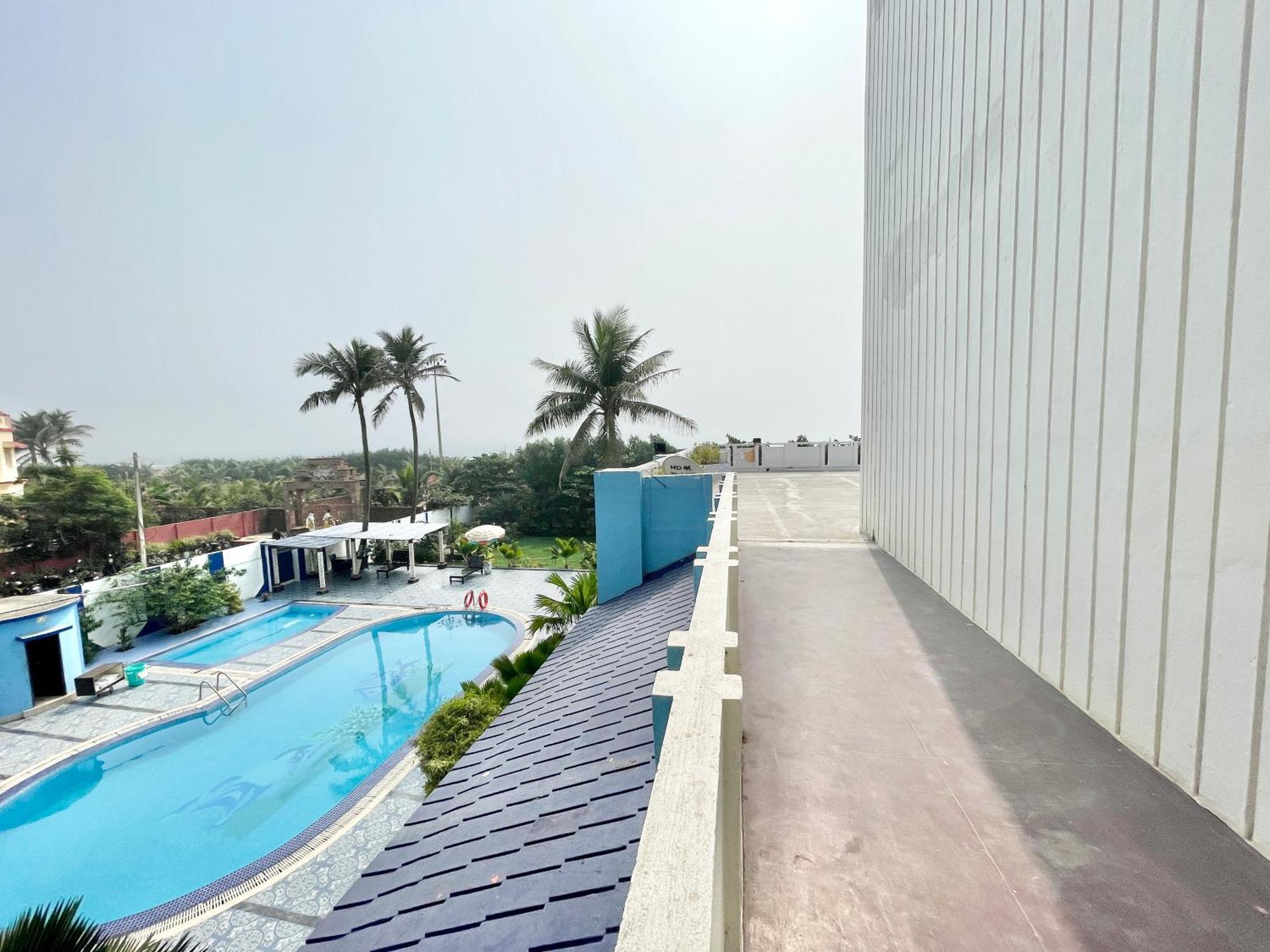 Hotel V-I Near Sea , Puri Private-Park -Gym-Spa Fully-Airconditioned-Hotel Lift-And-Parking-Facilities Breakfast-Included Экстерьер фото
